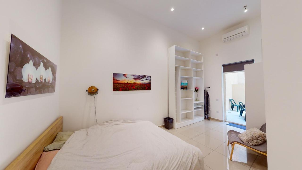 Spacious 3 Bedroom Maisonette Σλιέμα Εξωτερικό φωτογραφία